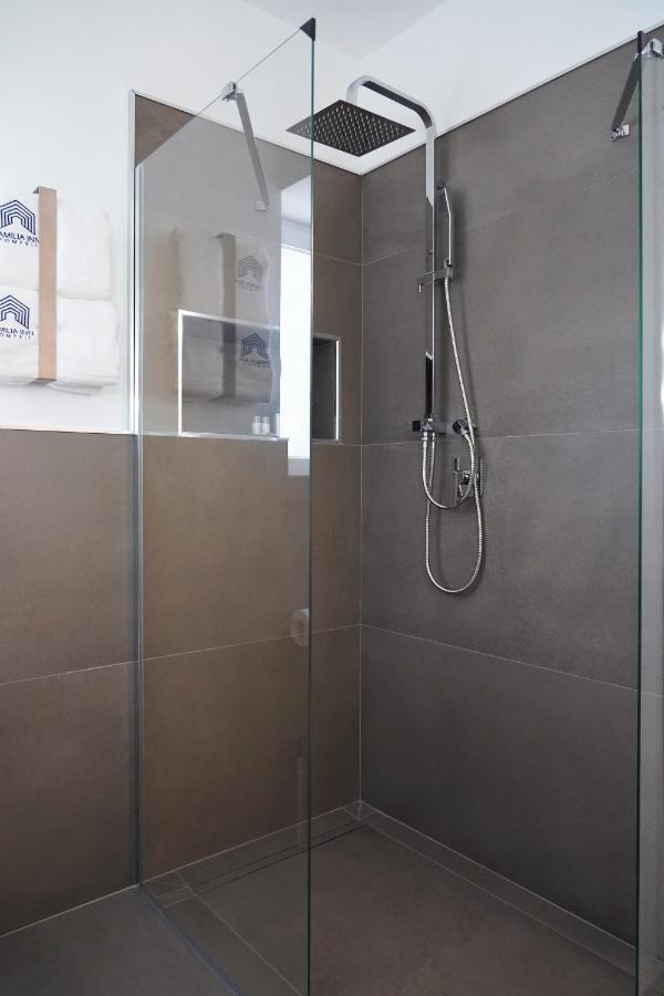 Familiainn Rooms & Apartments Помпей Екстериор снимка